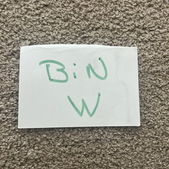 EDDIE Bauer 1/4 zip up pull over fleece size medium. - Picture 6 of 6